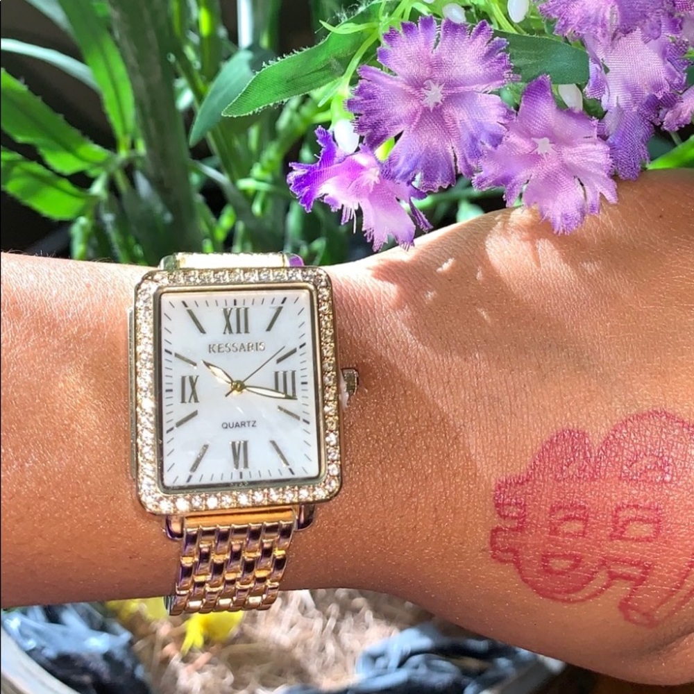 Vintage | GOLD square diamond watch